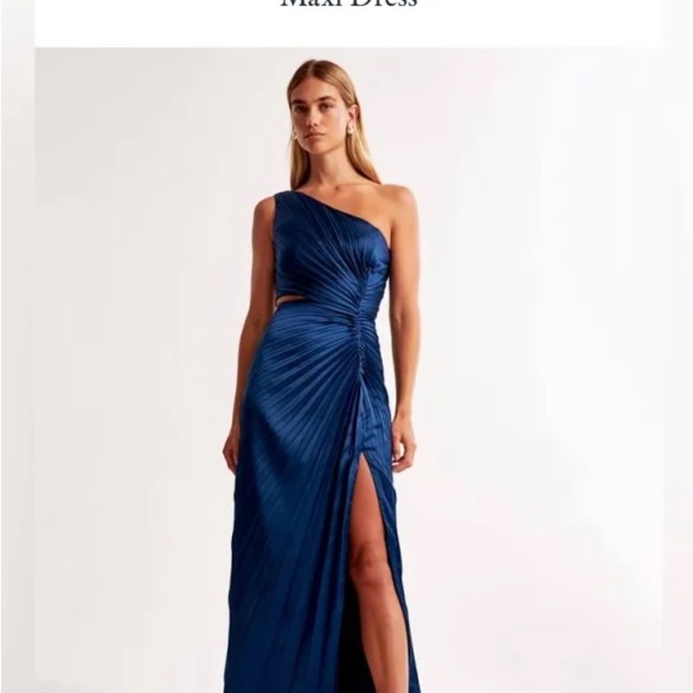 Abercrombie & Fitch Giselle One-Shoulder Cutout Pleated Maxi Dress